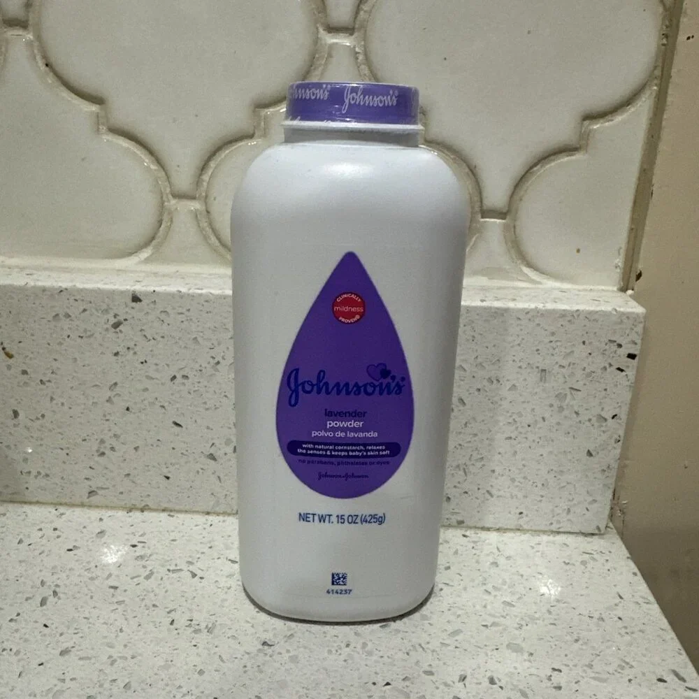Johnson's Baby Powder Calming Lavender Cornstarch Hypoallergenic 15 oz Sealed